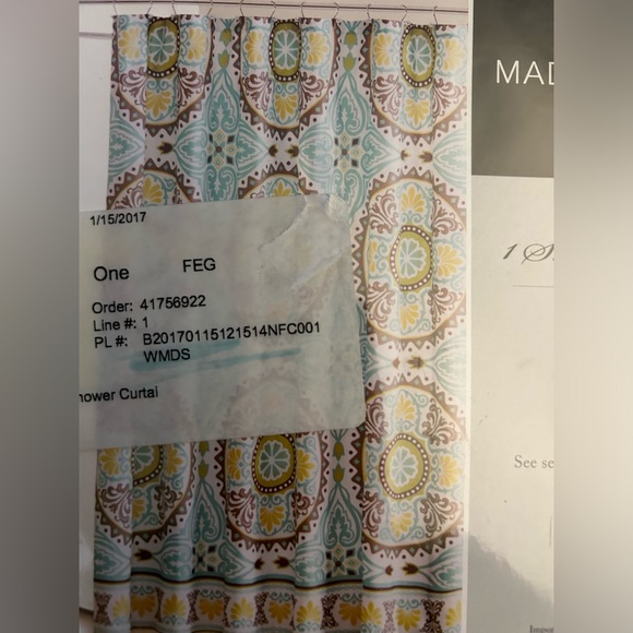 Madison Park Shower Curtain NEW in packaging - Picture 3 of 4